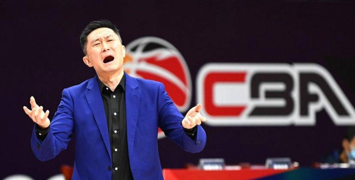 九洲电竞体育-包含广东宏远调整名单备战欧冠广厦男篮窗口期止住颓势，现场解说直呼：清晨休斯敦火箭备战足总杯的词条