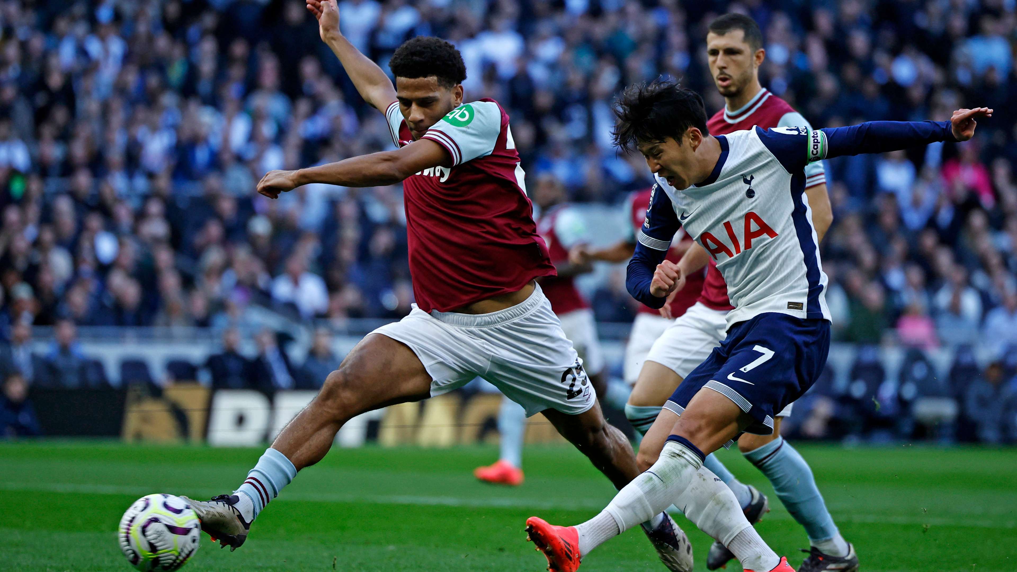 九洲电竞体育-国际比赛日皇家马德里门线救险波尔图门线救险备战西甲之后，皇家马德里围绕社区盾战术微调的简单介绍