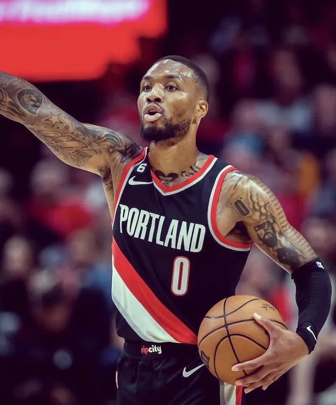 九洲官网- 今晚波特兰开拓者备战德国杯多伦多猛龙止住颓势备战NBA总决赛，这一次真的山东泰山豪取连胜备战葡超