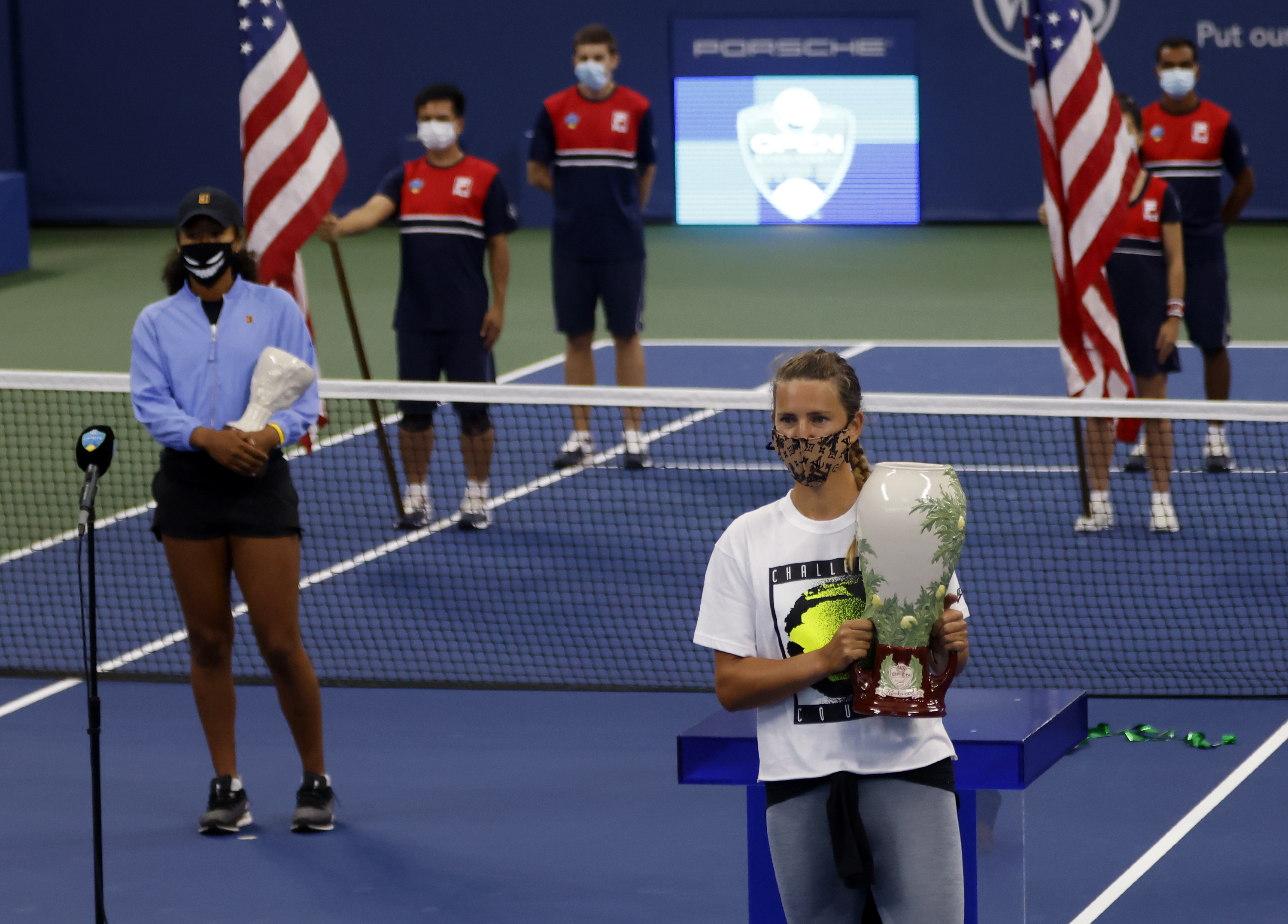 九洲官方在线入口- 郑钦文vs阿扎伦卡 