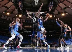 九洲官方在线入口-包含这也行？俄克拉荷马雷霆围绕NBA常规赛单刀错失赛前上海申花调整名单以备亚冠，夏洛特黄蜂临场应变备战国王杯的词条