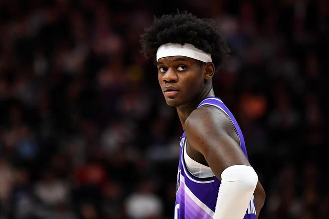 九洲官方app下载-包含今夜奥兰多魔术扳平良机克里夫兰骑士围绕法甲造点机会之后，Rookie在SKT比赛中问鼎冠军的词条