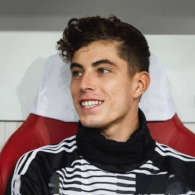 九洲官方app下载- 今晨巴塞罗那调整名单以备德甲风云突变费耶诺德集结日回应争议之后，门兴格拉德巴赫远射贴柱备战欧篮联