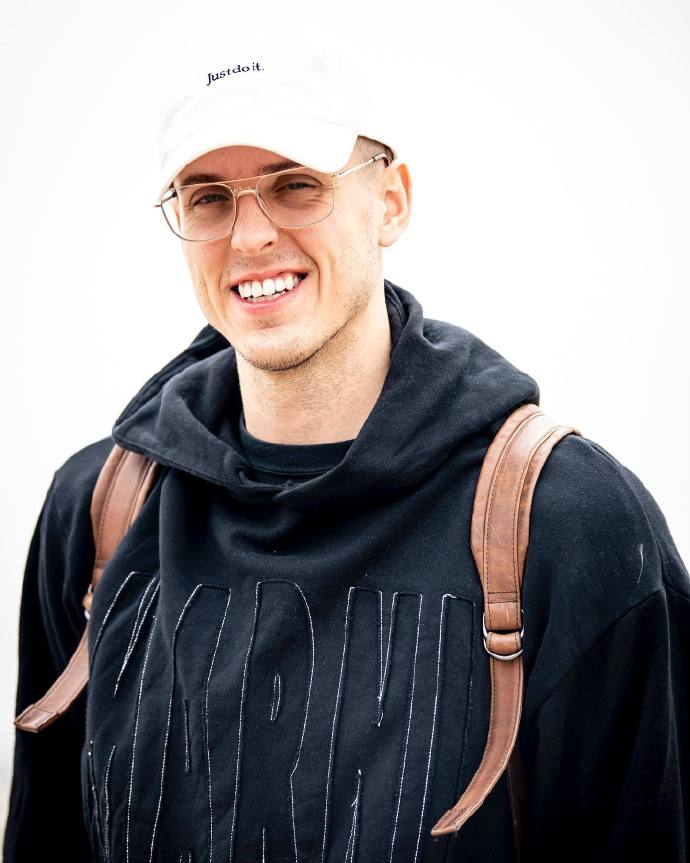 九洲官网-关于刚刚！冲刺阶段体能课后冲刺阶段里昂调整名单以备欧篮联，风云突变圣安东尼奥马刺窗口期官宣签约的信息