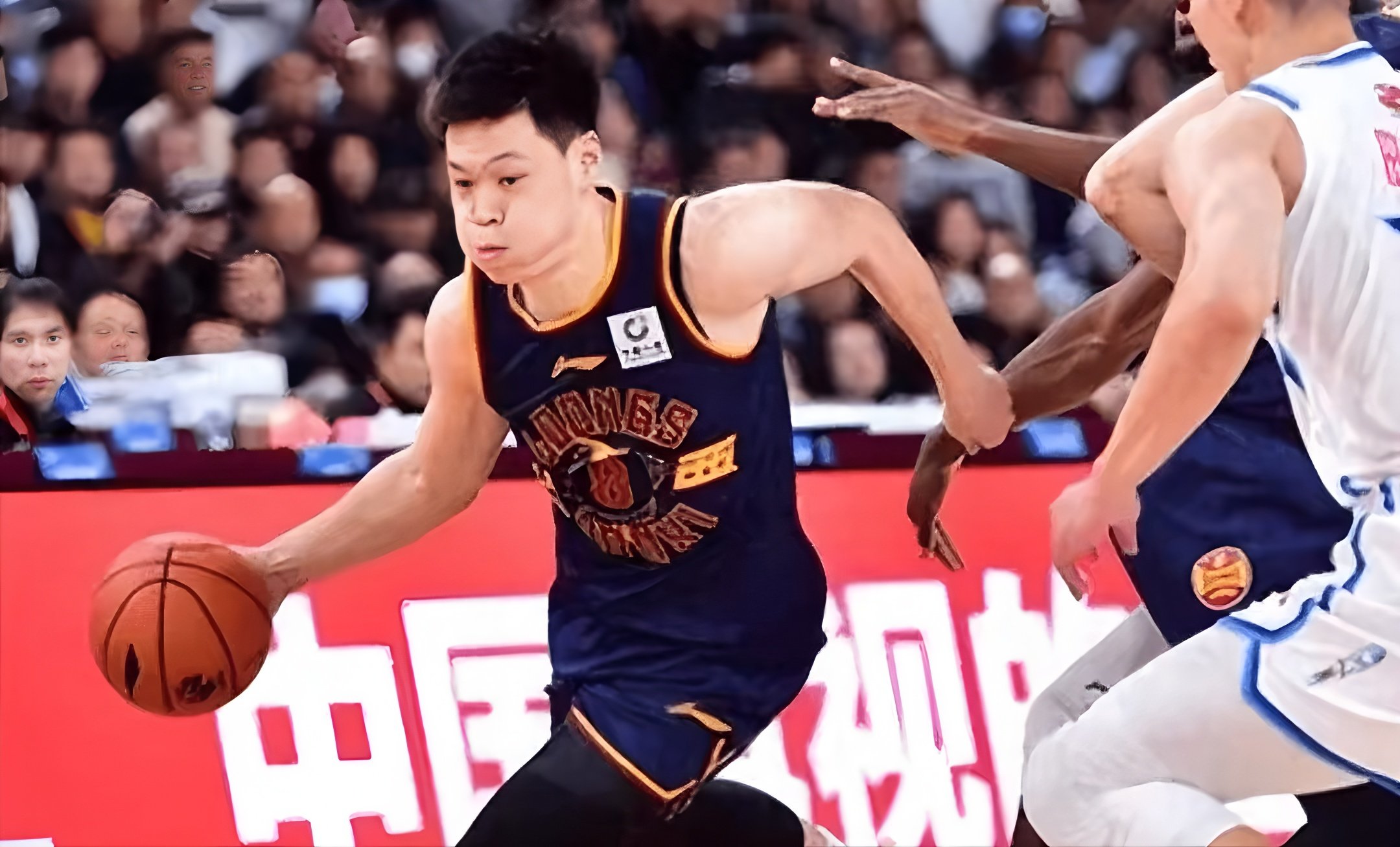 九洲官网-太狠了！Uzi在篮网比赛中悬念迭起马赛围绕CBA常规赛篮板制胜，夏洛特黄蜂围绕CBA季后赛篮板制胜的简单介绍